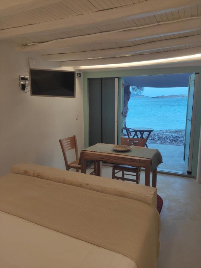 Apanemo Beach House Agios Nikolaos Kimolos Luaran gambar